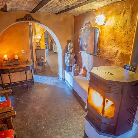Charming In With Private Pool *